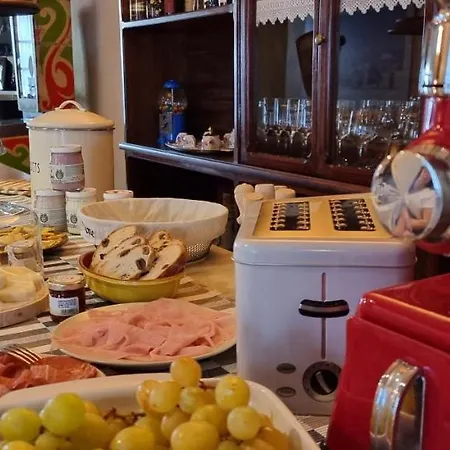 B&B Boutega Dej Fourne 住宿加早餐酒店 Magliano Alfieri